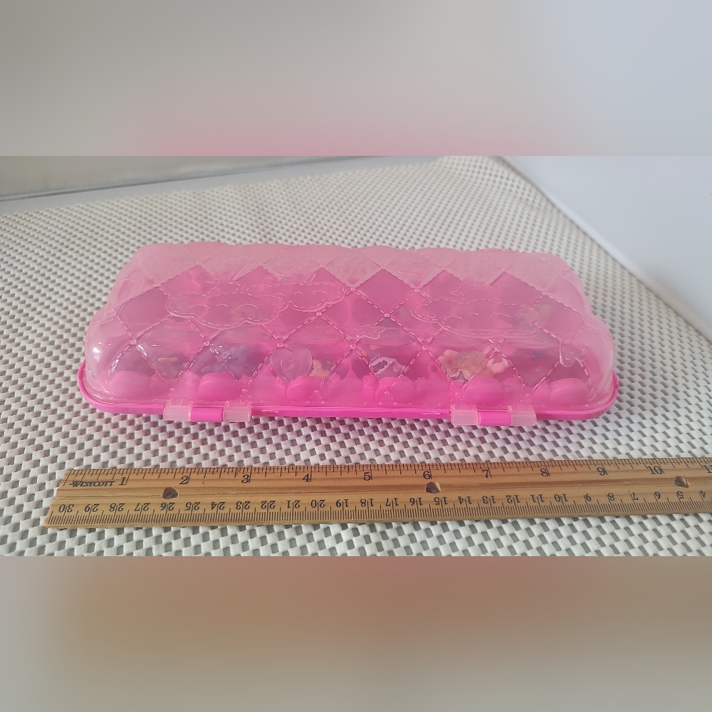 Hatchimals Bundle in Container - Picture 6 of 6